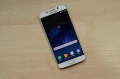 Samsung Galaxy S6. �/�