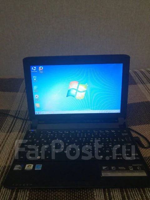 eMachines 350-21G25ikk. 10.1", 1 600����, ��� 2048 ��, ���� 250���, WiFi: 1, Bluetooth: 1, ����������� �� 3��. ����