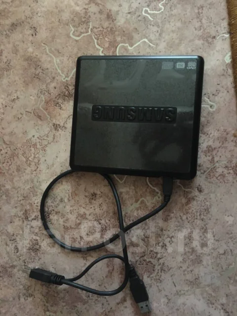 Samsung. 60����, ��� 4 ��, WiFi: 1, Bluetooth: 1 ����