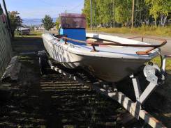Пластиковая лодка в Николаевске-на-Амуре Yamaha. 1989 год, длина 4,30 м., двигатель подвесной, 60,00 л.с., бензин