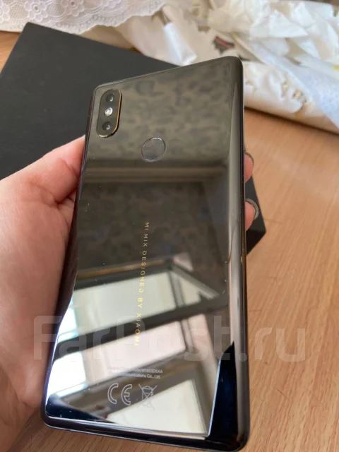 Xiaomi Mi Mix 2S. �/�, ������, 4G LTE ����