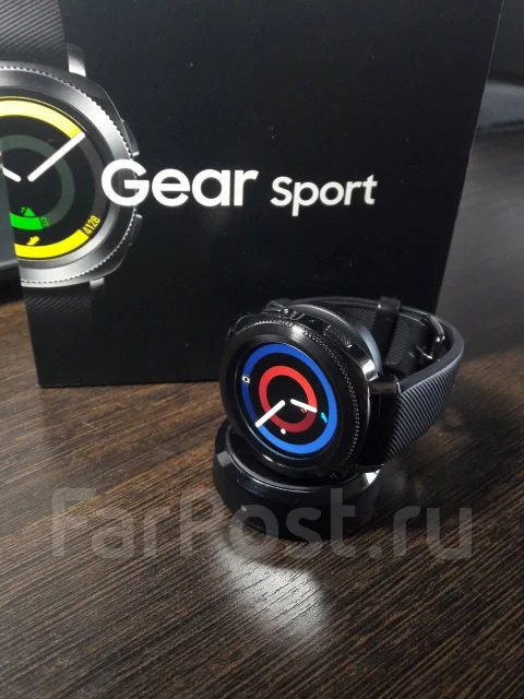 Samsung Gear Sport. GPS, NFC ����