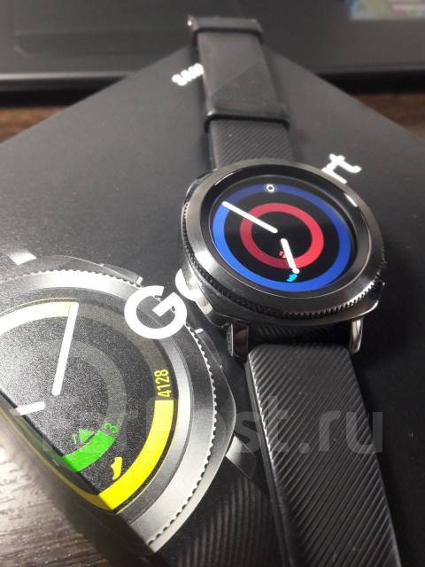 Samsung Gear Sport GPS NFC Android iOS 11 000
