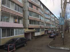 2-комнатная, улица Октябрьская 37 в Арсеньеве 2-комнатная, улица Октябрьская 37. Аквадом, агентство, 54,0 кв. м. Дом снаружи