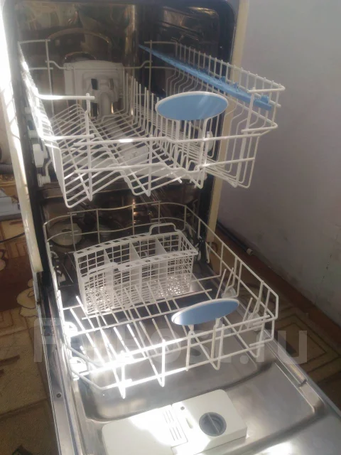 Indesit ����