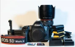 Canon EOS 5D Mark III ����