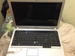 Samsung R530. 15.6", 2,1����, ��� 3072 ��, ���� 500���, WiFi ����
