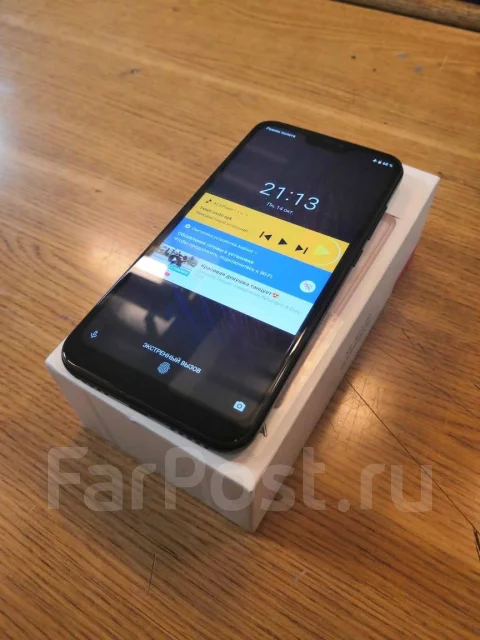 Xiaomi Mi A2 Lite. �/�, ������, 4G LTE, Dual-SIM, NFC ����