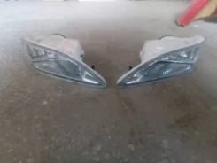 ������� Toyota Camry 30 ���. 01-04 �. � 81220AA011 ����