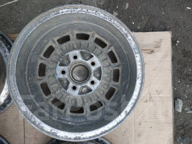Almex. 5.5x15", 5x114.3, ET16 ����