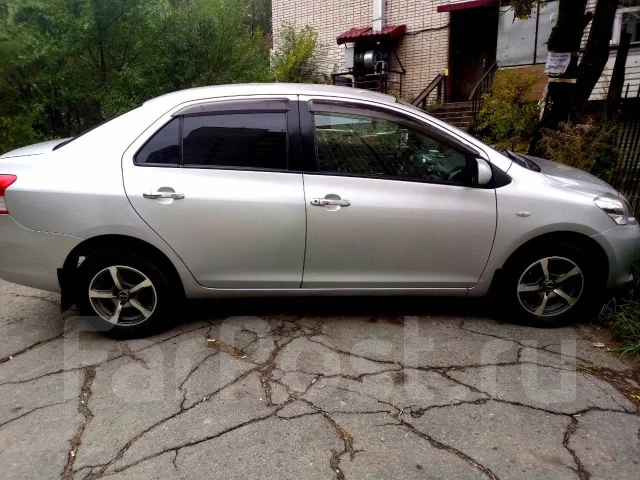 Toyota Belta. �������, ��������, 1.0 (71��.�.), ������, 60 000����. �� ����