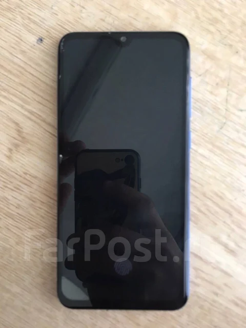 Xiaomi Mi9 SE. �/�, �����, 4G LTE, Dual-SIM, NFC ����