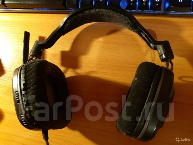 Plantronics ����