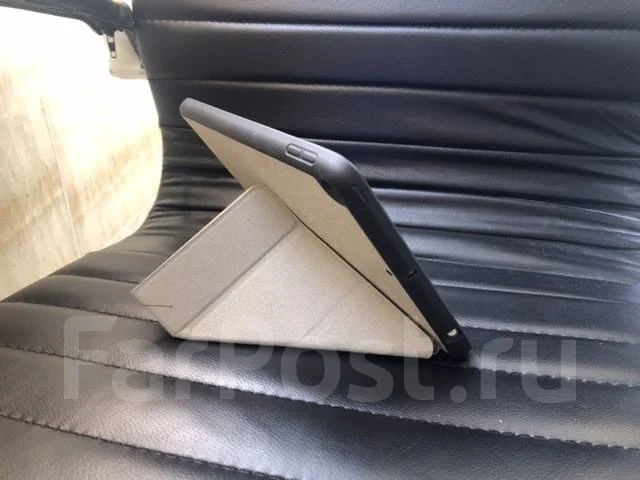 Apple iPad Mini 4 ����