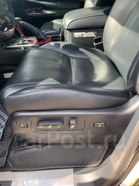 Lexus LX570. �������, 4wd, 5.7 (367��.�.), ������, 113 000����. �� ����