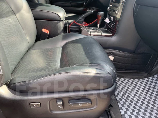 Lexus LX570. �������, 4wd, 5.7 (367��.�.), ������, 113 000����. �� ����