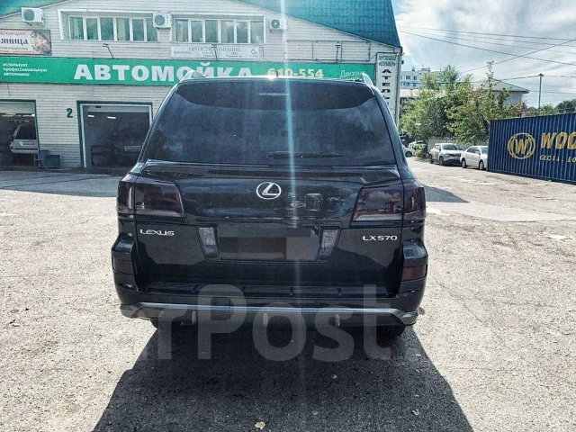 Lexus LX570. �������, 4wd, 5.7 (367��.�.), ������, 113 000����. �� ����