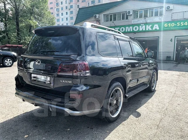 Lexus LX570. �������, 4wd, 5.7 (367��.�.), ������, 113 000����. �� ����