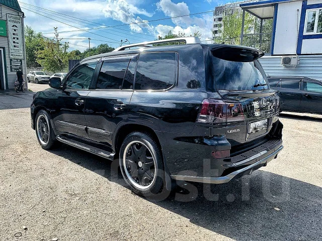 Lexus LX570. �������, 4wd, 5.7 (367��.�.), ������, 113 000����. �� ����