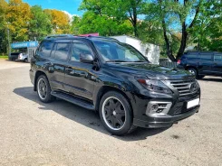 Lexus LX570. �������, 4wd, 5.7 (367��.�.), ������, 113 000����. �� ����