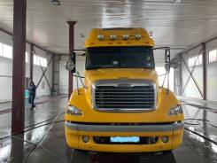 Freightliner, 2004 в Омске Freightliner. Фредлайнер, 14 000 куб. см., 6x4