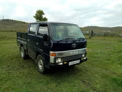 Toyota Hiace, 1994 в Сретенске Toyota Hiace. Продаётся двухкабинный грузовичек Тойота Хайс,, 2 400 куб. см., 1 500 кг., 4x4