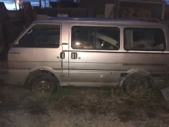 Ford Spectron ����