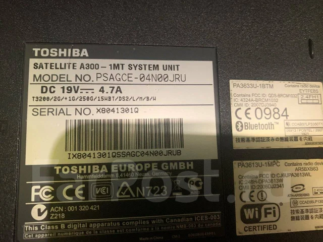 Toshiba Satellite. WiFi: 1, Bluetooth: 1 ����