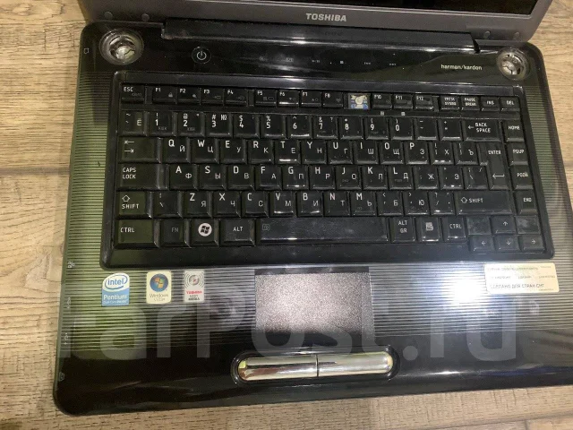 Toshiba Satellite. WiFi: 1, Bluetooth: 1 ����