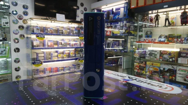 Microsoft Xbox 360 E ����