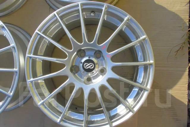 Enkei RS05. 7.0x16", 5x100, ET38, �� 73,1���. ����