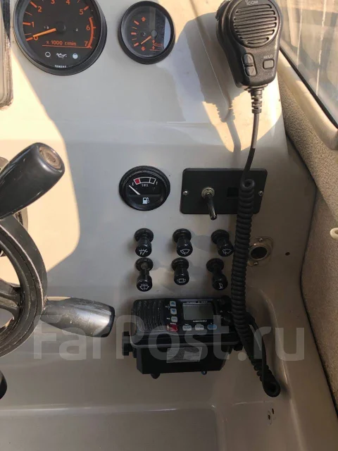 Nissan Suncat. 1997 ���, ����� 7,7��., ��������� ���������, 200��.�., ������ ����