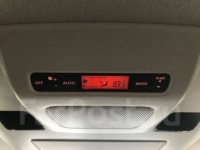 Nissan Elgrand. �������, 4wd, 2.5, ������, �/�, ��� ���. ��� ����� �� ������������ ����
