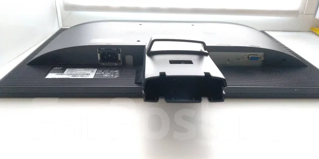 Acer. 19.5" ����