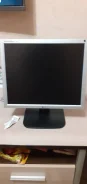 LG. 17", ���������� �� (LCD)