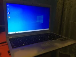 Samsung R528. 2,2����, ��� 3072 ��, WiFi, Bluetooth