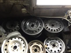 Rial DG. x14", 4x98, 4x100, 5x100, 4x108, 4x114.3, 5x114.3 ����