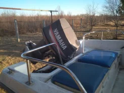 Yamaha F-17. 1986 ���, 70��.�., ������ ����