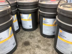Shell. �������������, �������������, 20��. ����