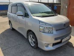 Toyota Voxy. �������, 4wd, 2.0 (142��.�.), ������, 160 000����. �� ����