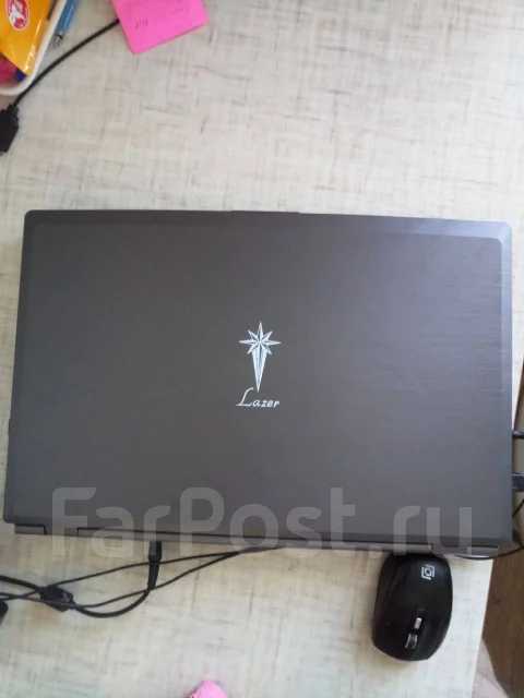 V-lazer. 17", 2,4����, ��� 8 ��, ���� 1 000���, WiFi: 1, Bluetooth: 1, ����������� �� 3��. ����