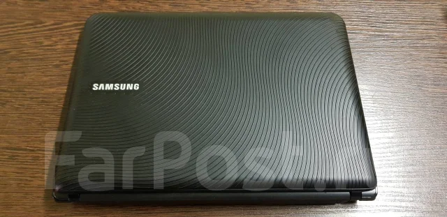 Samsung NB30. 10", ��� 1024 ��, ���� 250���, WiFi: 1, ����������� �� 3��. ����
