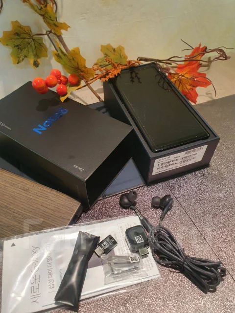 Samsung Galaxy Note 8. �/�, ������, 4G LTE ����