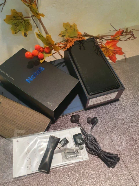 Samsung Galaxy Note 8. �/�, ������, 4G LTE ����