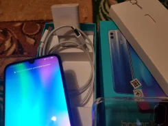Honor 10 lite. �/�, 32 ��, �����, 3G, 4G LTE, Dual-SIM, ����������, NFC ����