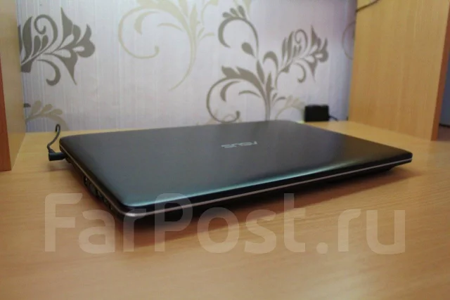 Asus VivoBook X540LJ. 15.6", 1,7����, ��� 8 ��, ���� 500���, WiFi: 1, Bluetooth: 1, ����������� �� 6��. ����