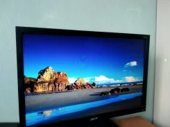 Acer. 19" ����