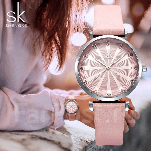 Наручные женские часы фирмы SK, для женщин, новый, в наличии. Цена: 1 000₽во Владивостоке