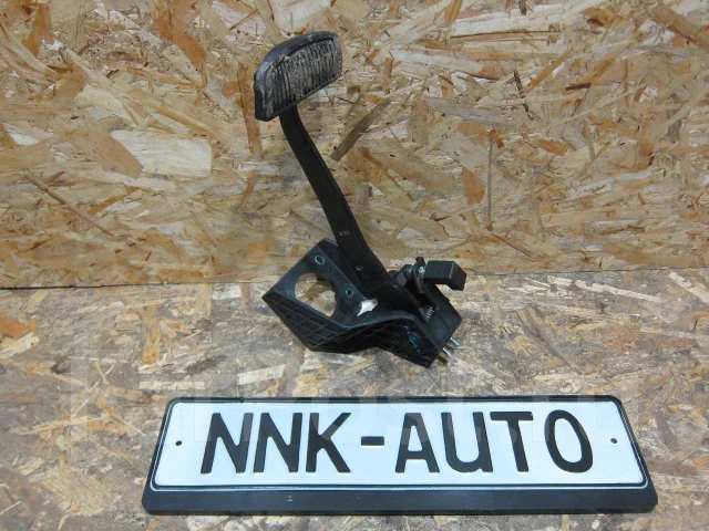 ������ ������� Kia Ceed 2007-2012 32800-1H200 ����