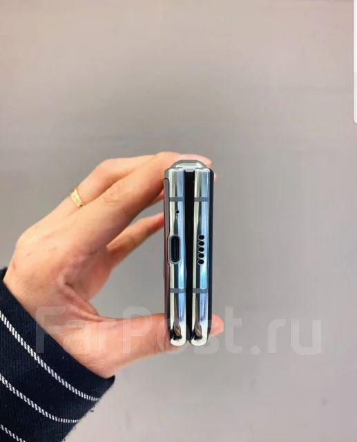 Samsung Galaxy Fold. �/�, 4G LTE, Dual-SIM ����